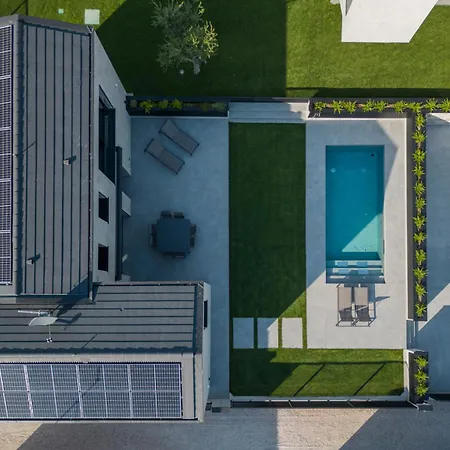 Villa Greghe-lusso Con Piscina