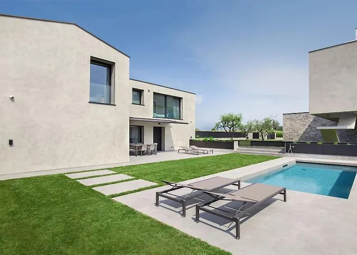 Villa Greghe-lusso Con Piscina