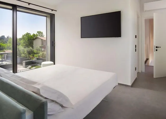 Villa Greghe-lusso Con Piscina *