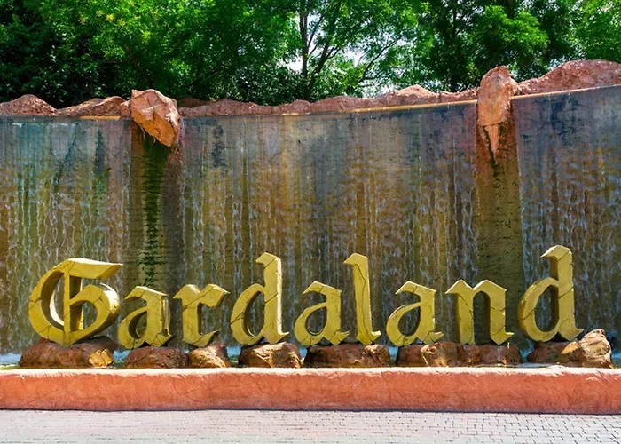 Greghe-lusso Con Piscina Lazise