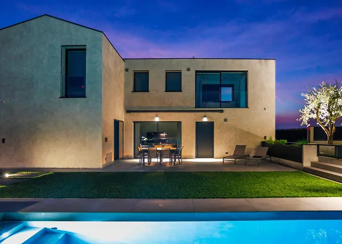 Villa Greghe-lusso Con Piscina *