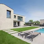 Villa Greghe-lusso Con Piscina